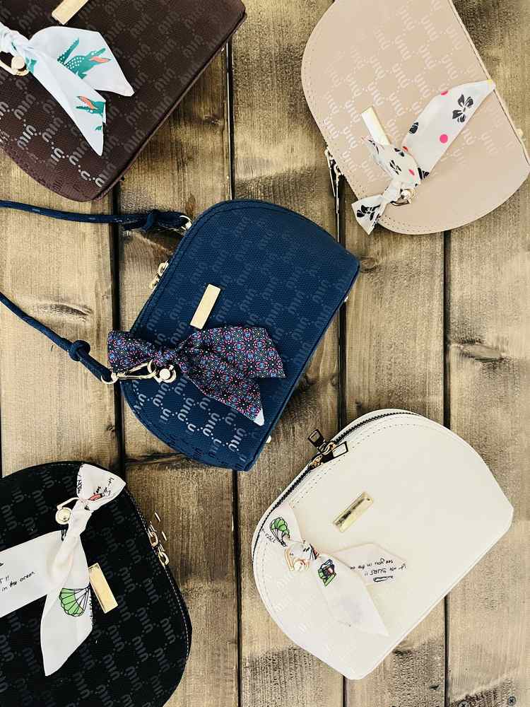 کیف اسپرت کد ۱۷۲۶ مدل مروانا چاپ میومیو