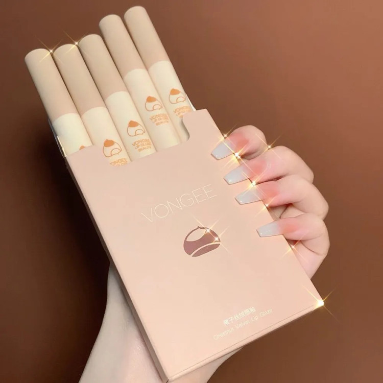 پک رژ لب مایع مخملی Vongee مدل Chestnut Velvet Lip Glaze
